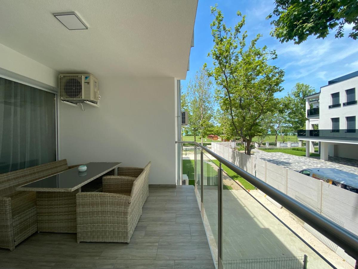 Sunshine Homes Zamardi Exterior photo